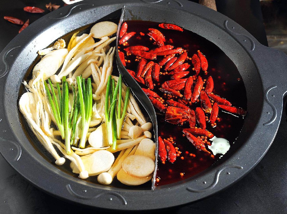 秘制菌湯鴛鴦鍋